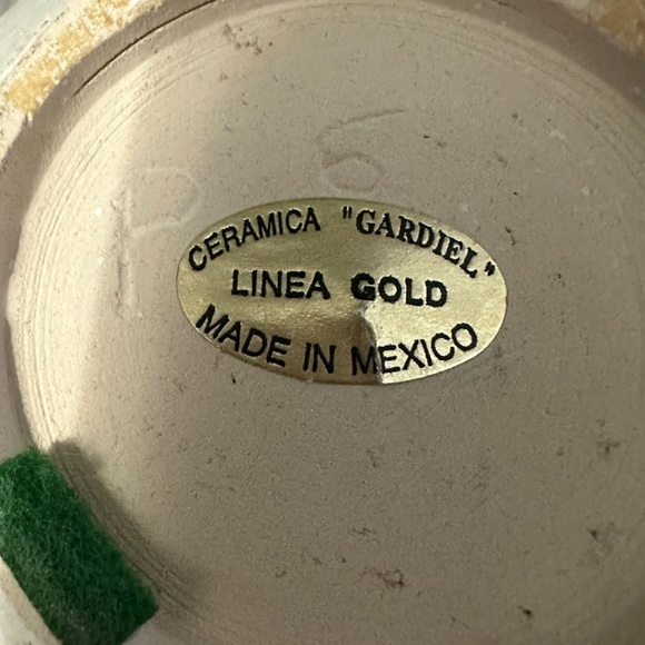 ‼️‼️HOST PICK ‼️‼️ Mexican art pottery vase with Artist Acevloza - Picture 5 of 5